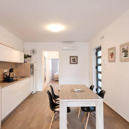 Apartments Mato Zadar Exterior photo