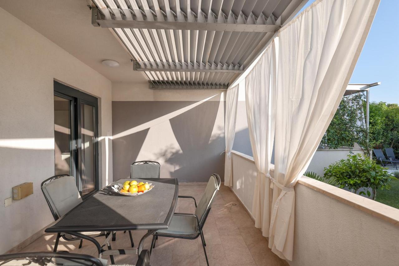 Mato Apartment *