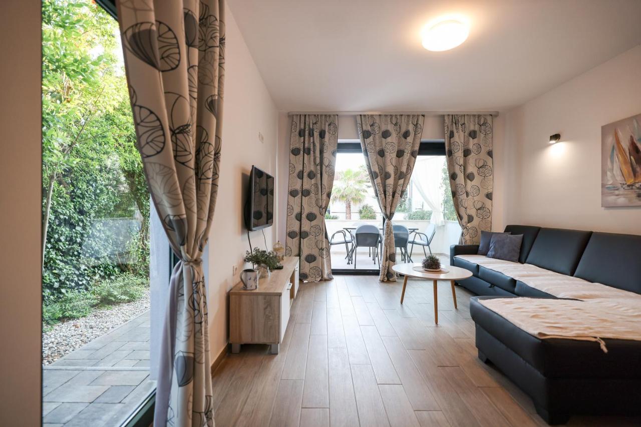 Mato Apartment *